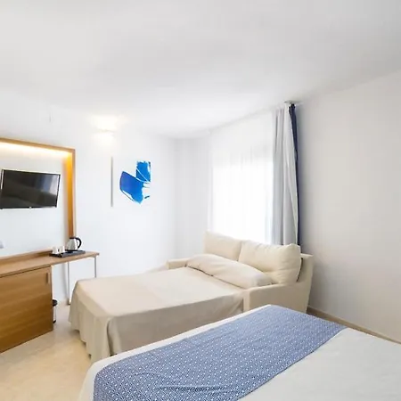Ibersol 4* Τορρεμολίνος